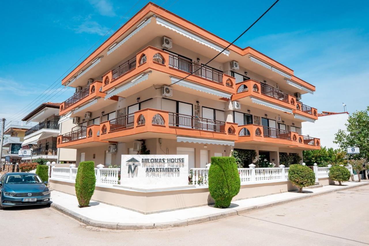 Milonas House Apartments Paralia Dionysiou Esterno foto