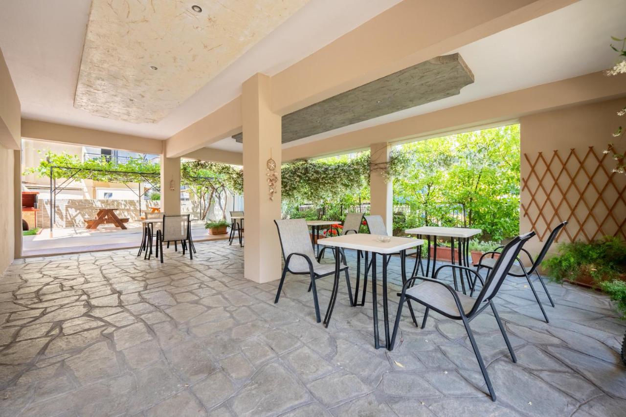Milonas House Apartments Paralia Dionysiou Esterno foto