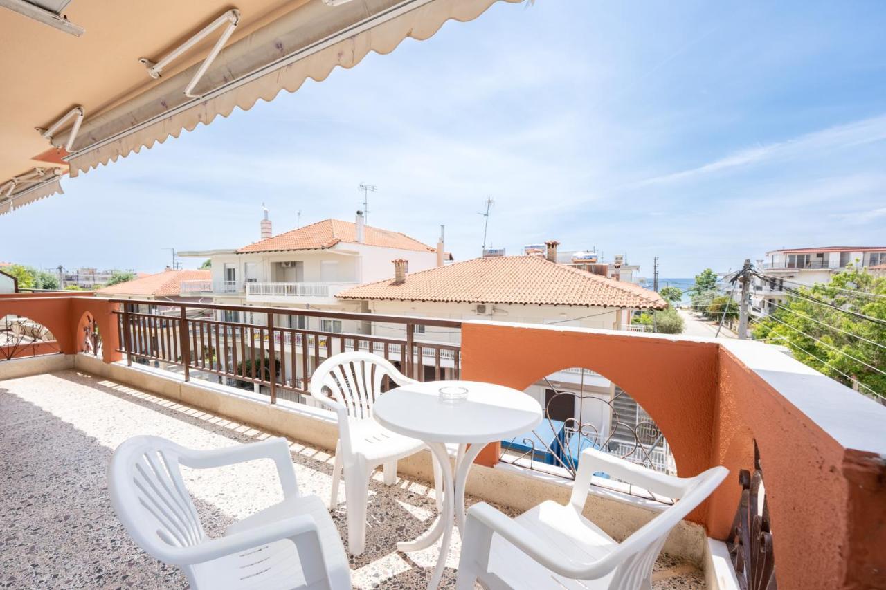 Milonas House Apartments Paralia Dionysiou Esterno foto