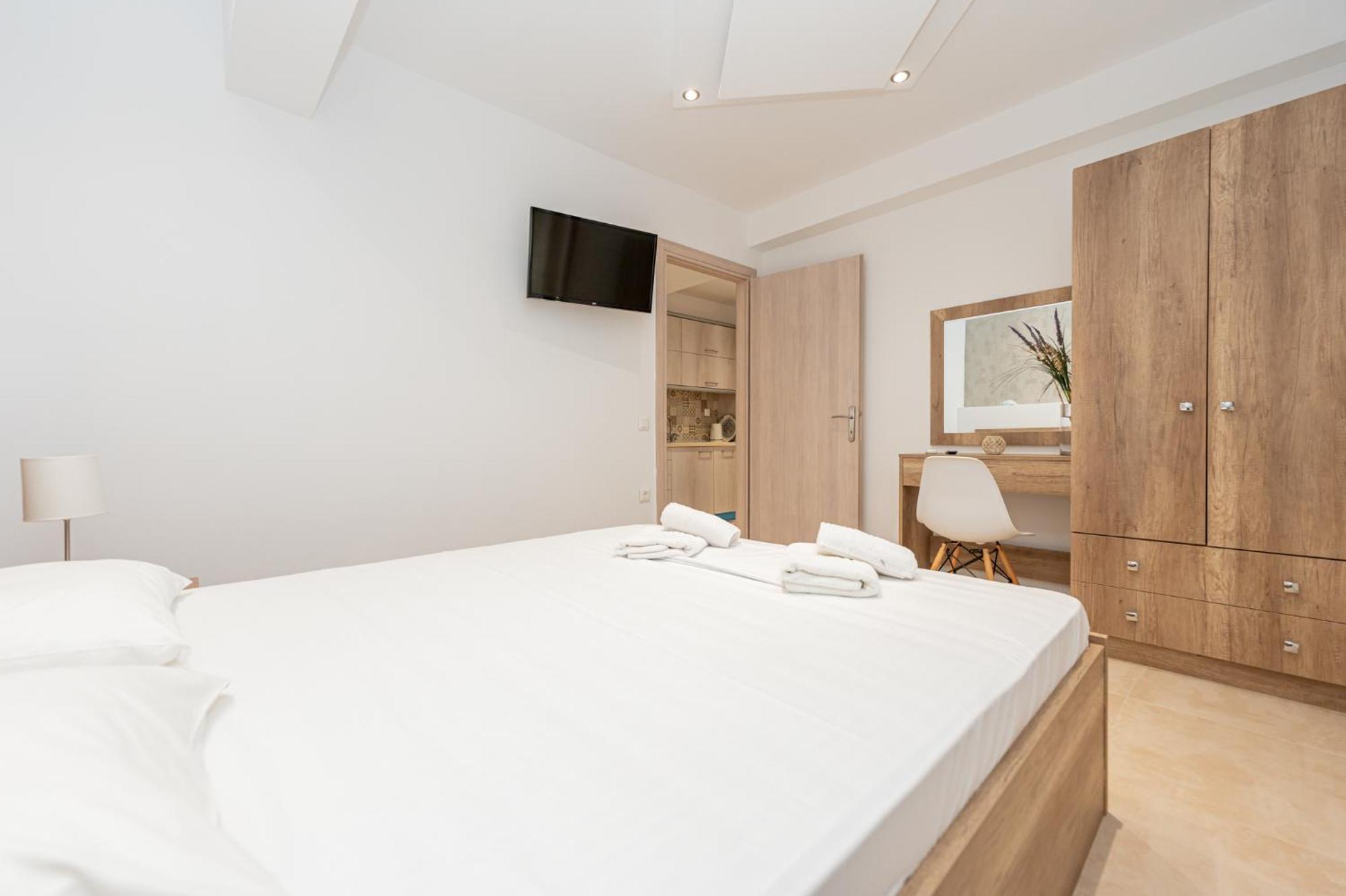 Milonas House Apartments Paralia Dionysiou Esterno foto