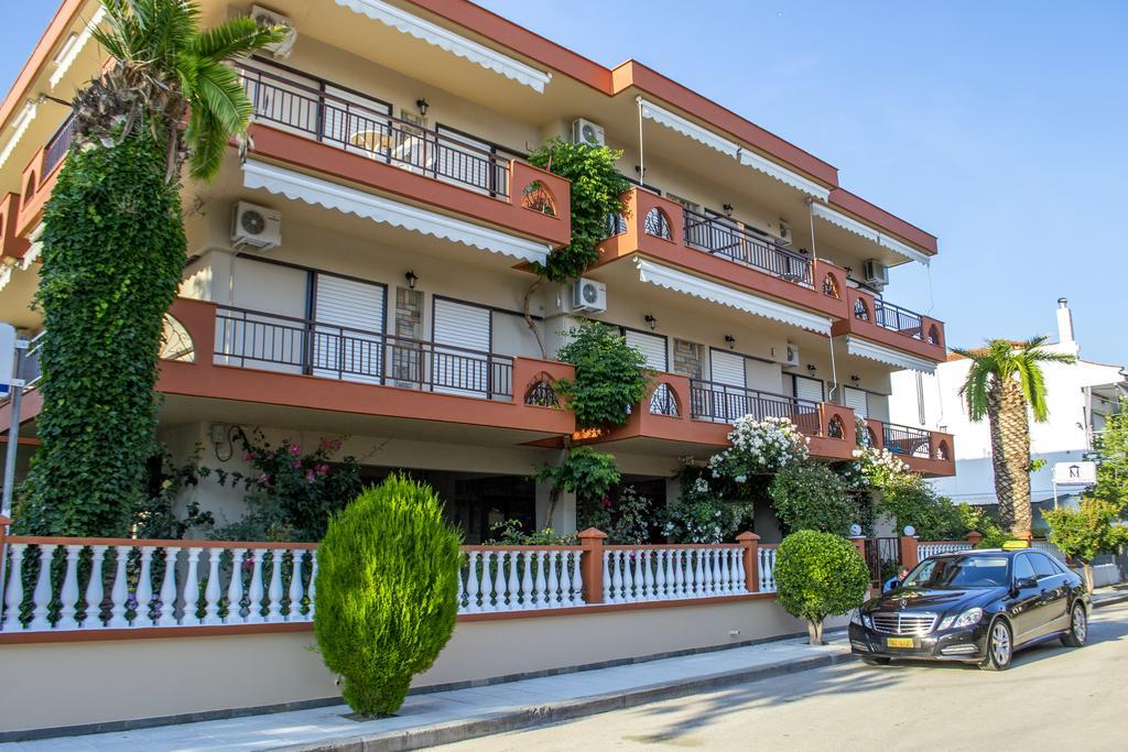Milonas House Apartments Paralia Dionysiou Esterno foto