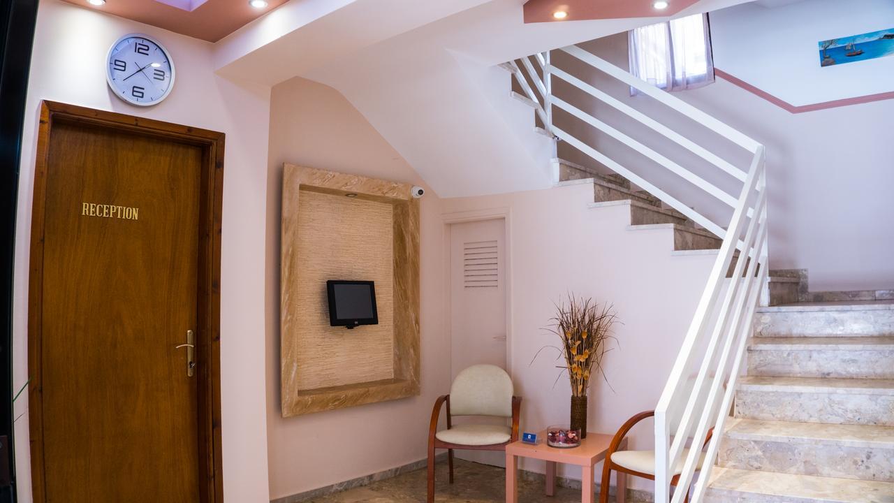 Milonas House Apartments Paralia Dionysiou Esterno foto