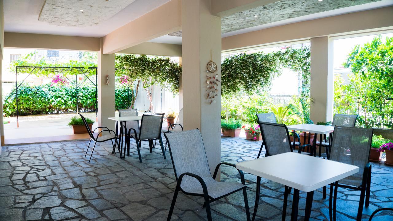 Milonas House Apartments Paralia Dionysiou Esterno foto